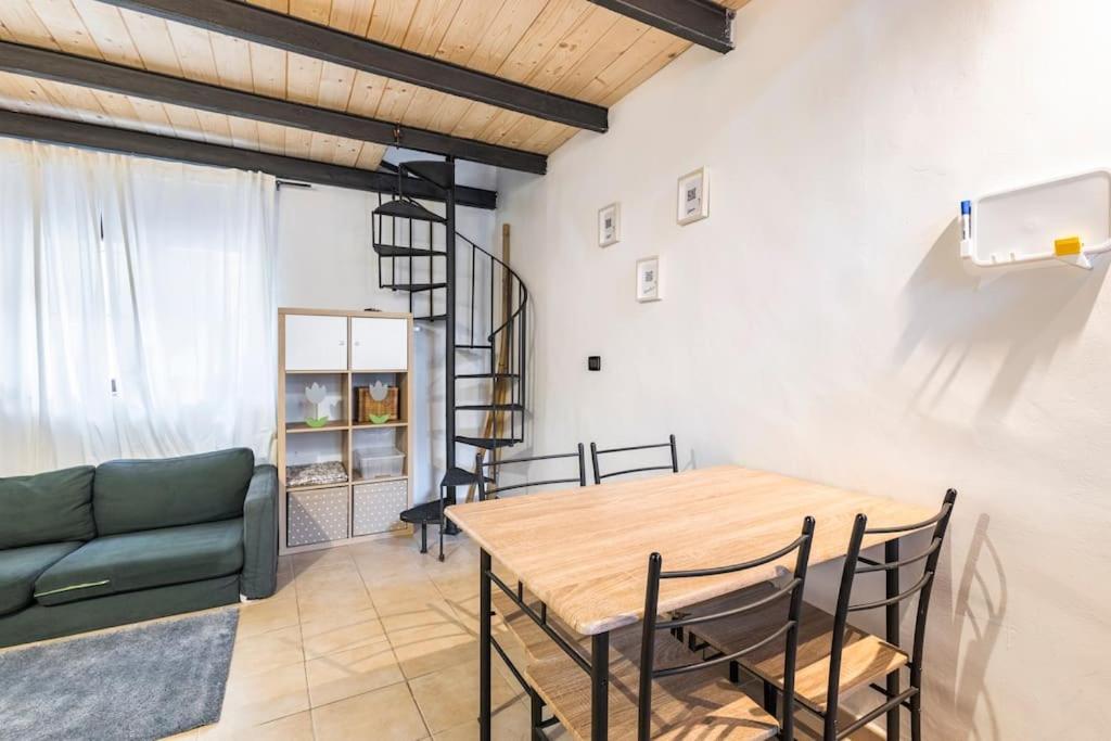 Ferienwohnung Casa Surf Loft A 3 Minuti Dal Centro Di Torino Exterior foto
