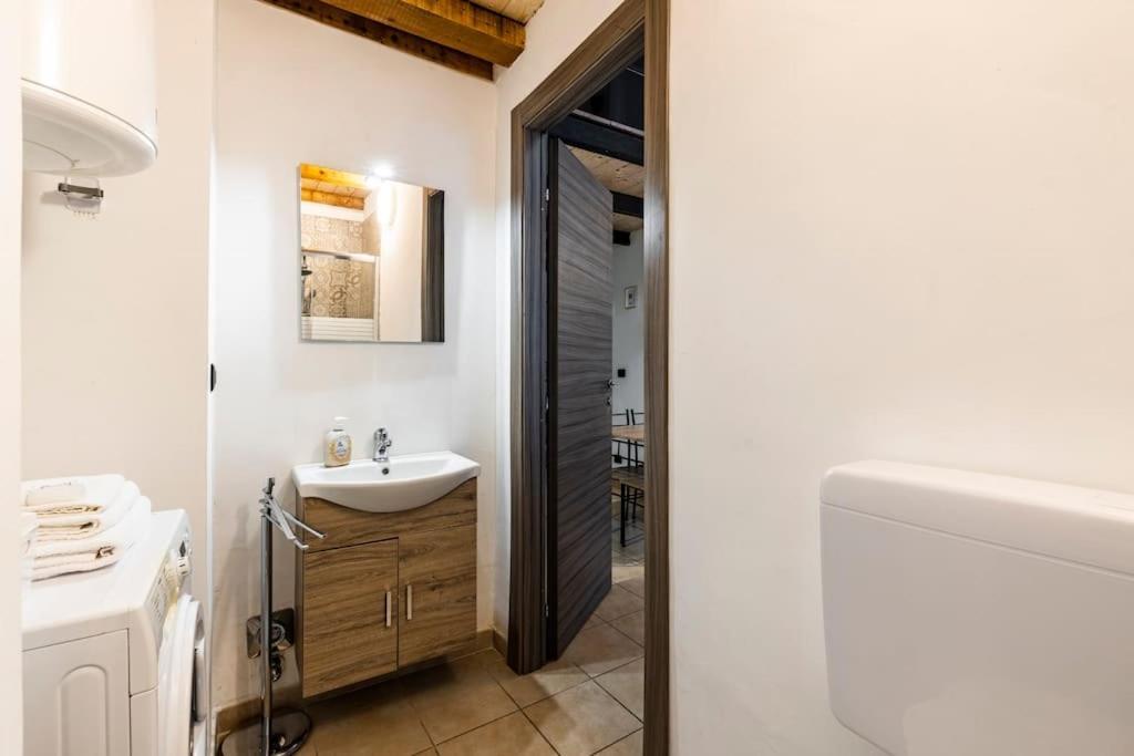Ferienwohnung Casa Surf Loft A 3 Minuti Dal Centro Di Torino Exterior foto